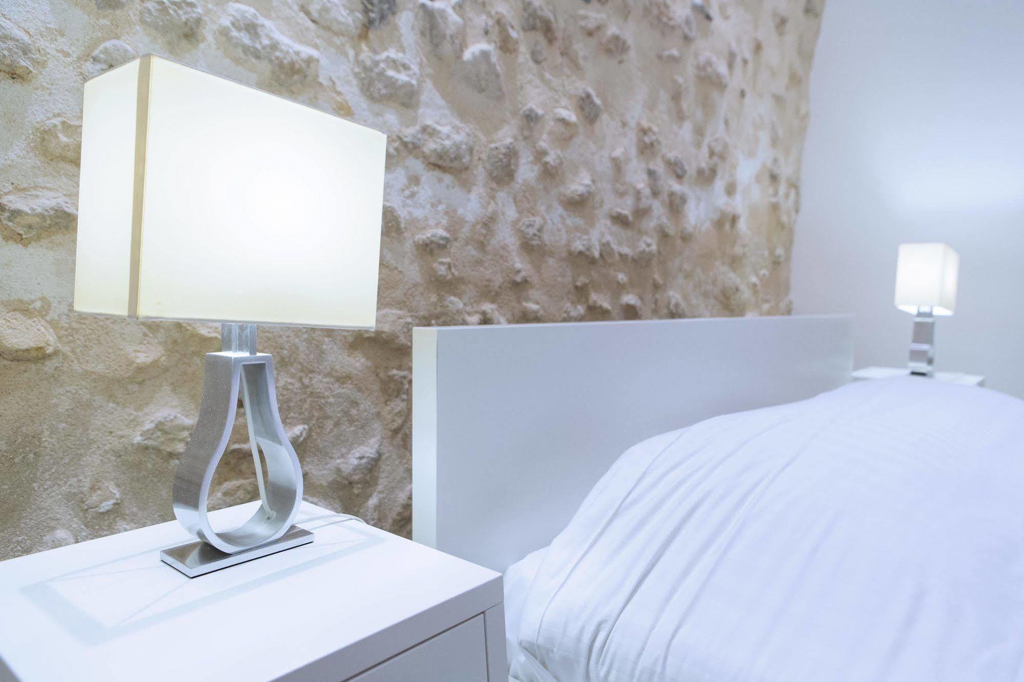Ausone Beautiful Loft Apartment In Historical Center + Terrace And Parking 波尔多 外观 照片
